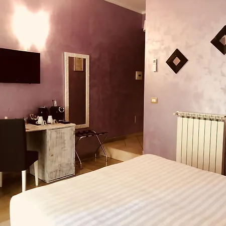 מלון In Trastevere House 2*