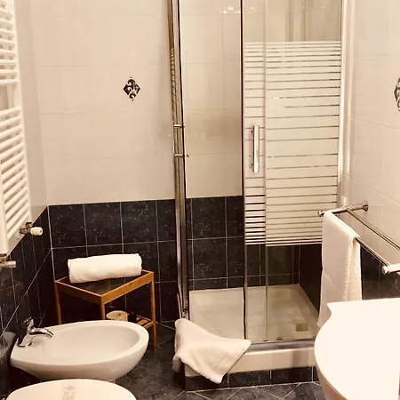 In Trastevere House מלון 2*