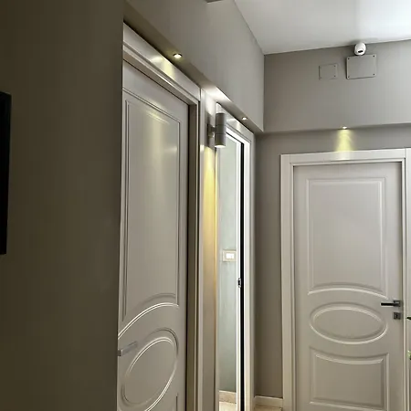 מלון In Trastevere House 2*