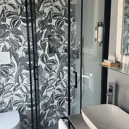 מלון In Trastevere House 2*