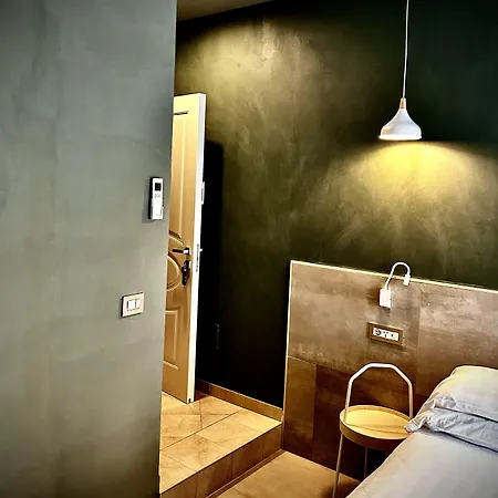 מלון In Trastevere House 2*